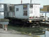 very bad House Boat.jpg (50979 bytes)